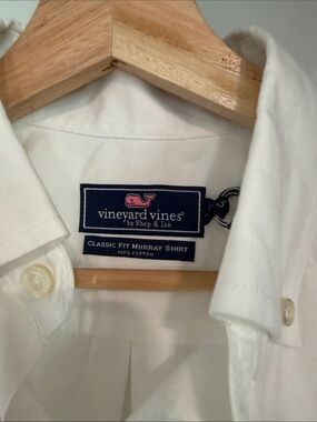Vineyard Vines Men's White Button-Down Shirt Classic Polo Preppy Nautical